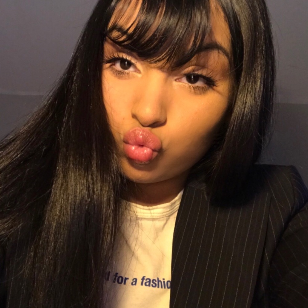 Meet your Posher, Cesy